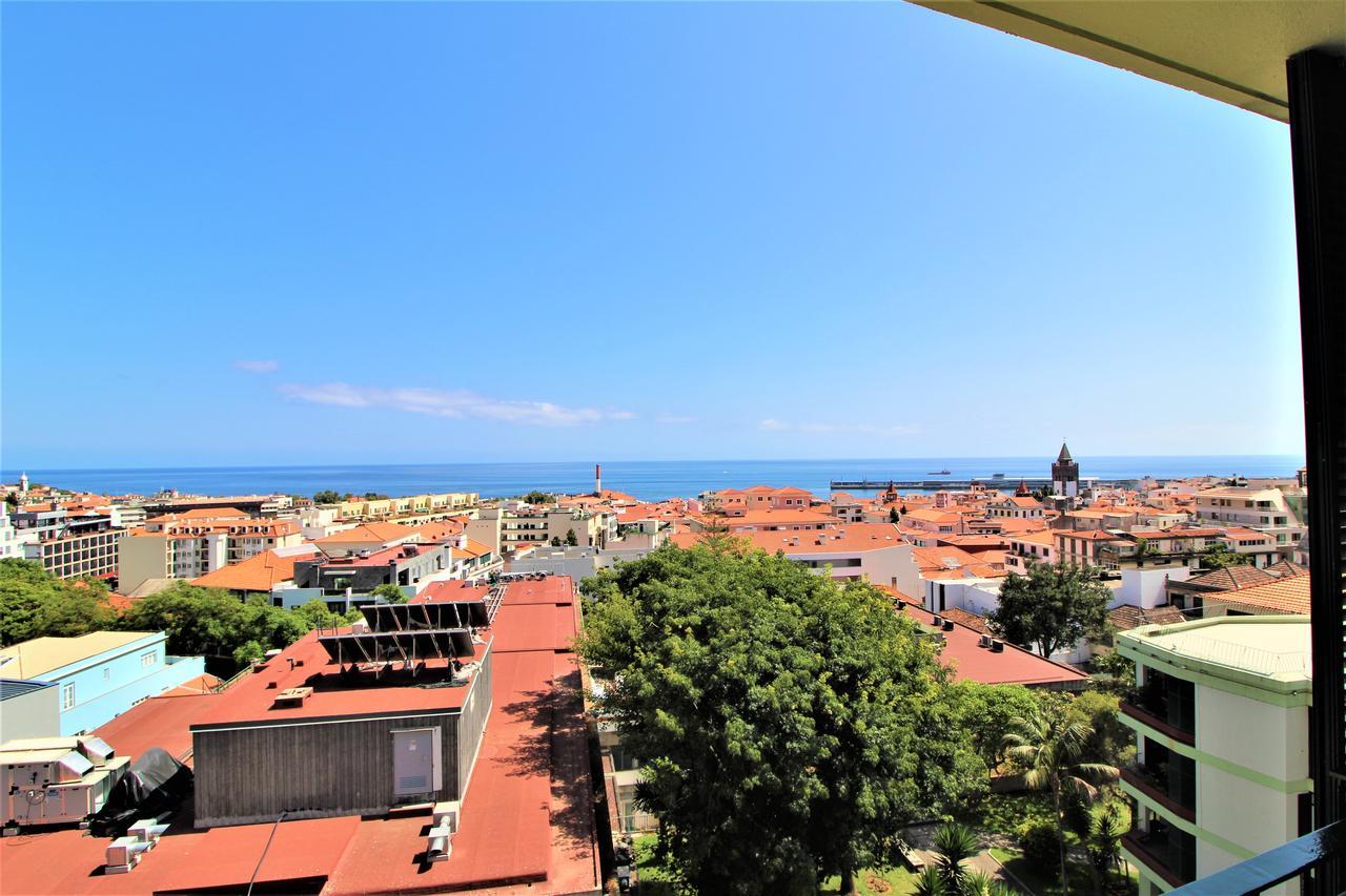 Old Town Apartment Elias Garcia Funchal  Exteriör bild